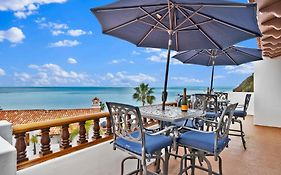 Gorgeous Oceanfront Villa With Panoramic Views